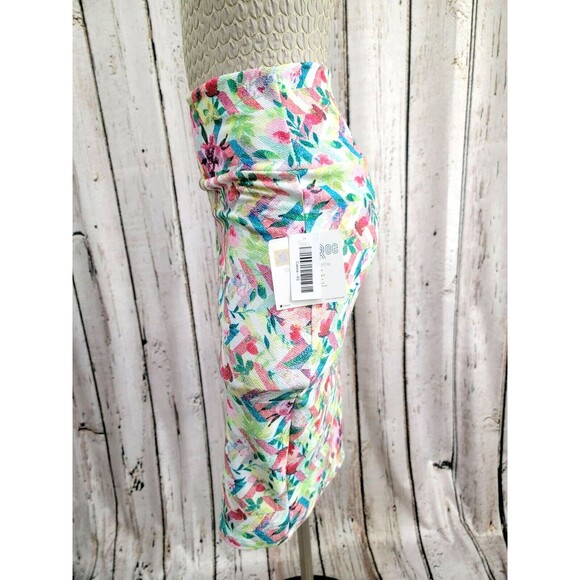 ALK Women's XS Lularoe Cassie Floral Multicolor Crepe Pencil Straight Skirt NEW - Picture 5 of 9